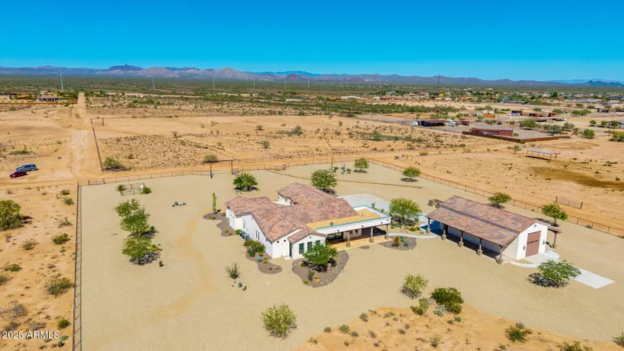 21747 W Galvin Street, Wittmann, AZ 85361 - Image #2
