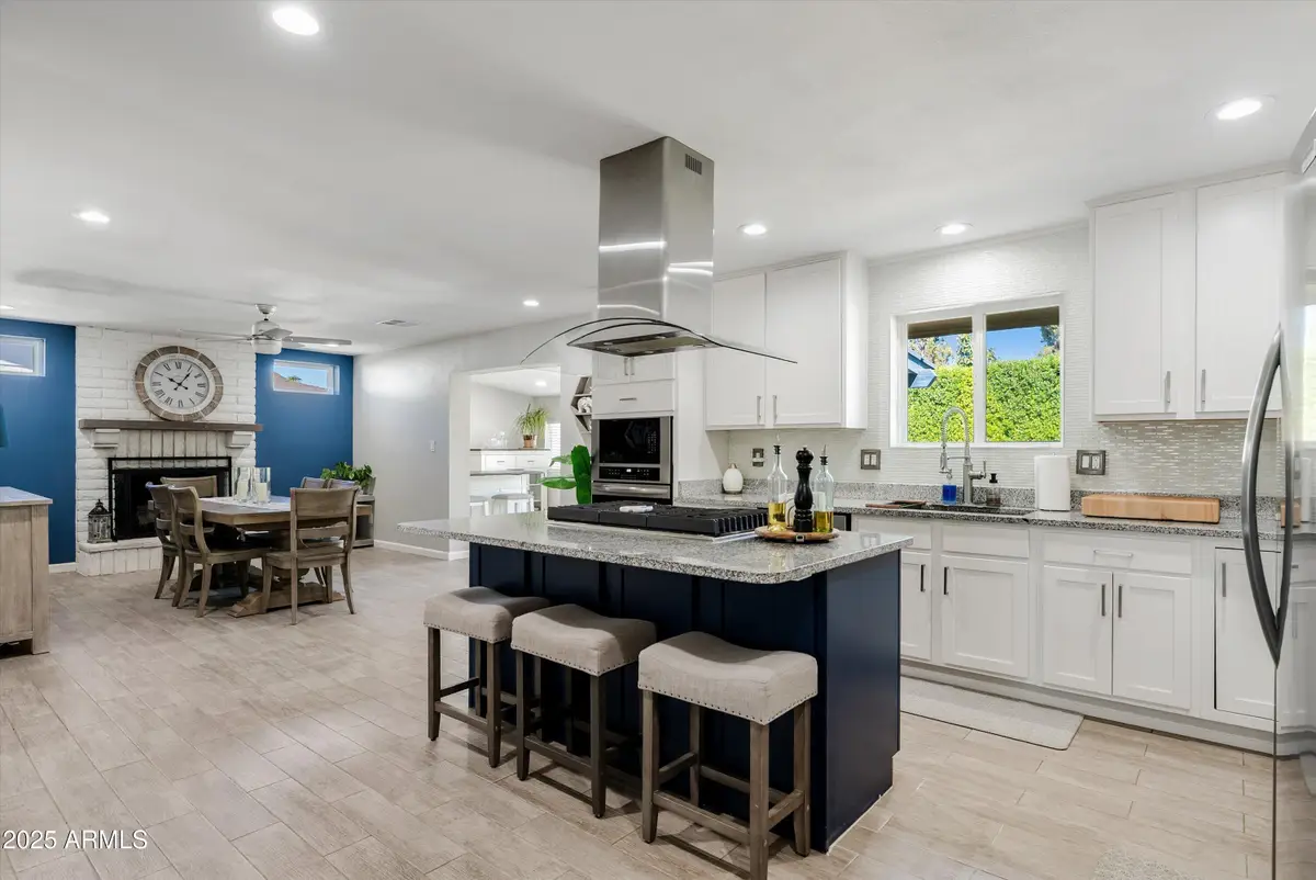 3052 E Lupine Avenue, Phoenix, AZ 85028 - Image #1