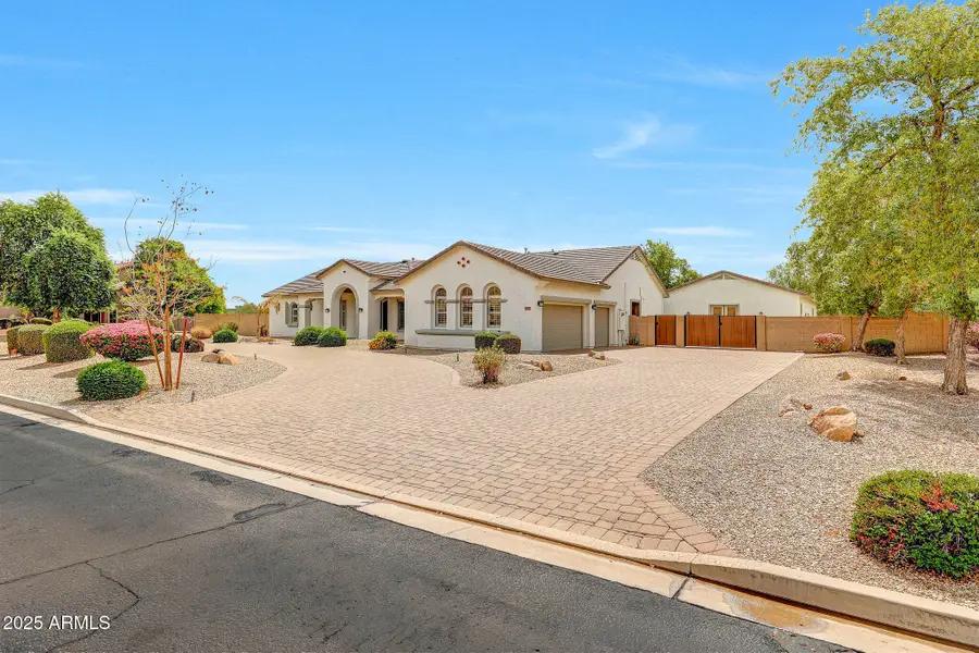 14303 W Christy Drive, Surprise, AZ 85379 - Image #2