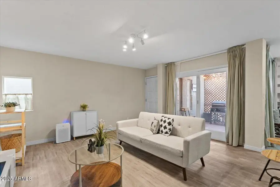 640 N Hobson --, Mesa, AZ 85203 - Image #3