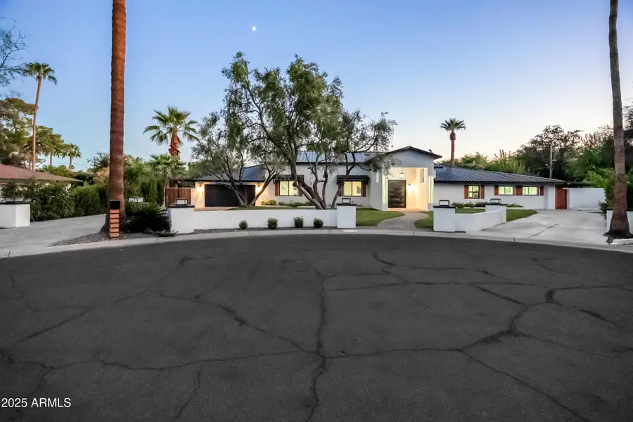 6715 E Montecito Avenue, Scottsdale, AZ 85251 - Image #3