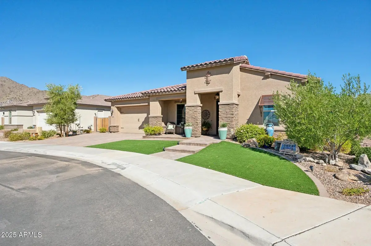 21122 W Edgemont Avenue, Buckeye, AZ 85396 - Image #1