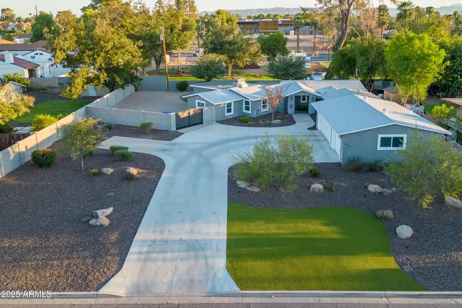 2709 E Clarendon Avenue, Phoenix, AZ 85016 - Image #2