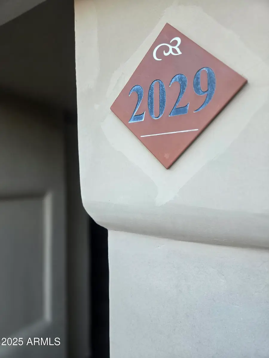 8653 E Royal Palm Road #2029, Scottsdale, AZ 85258 - Image #2