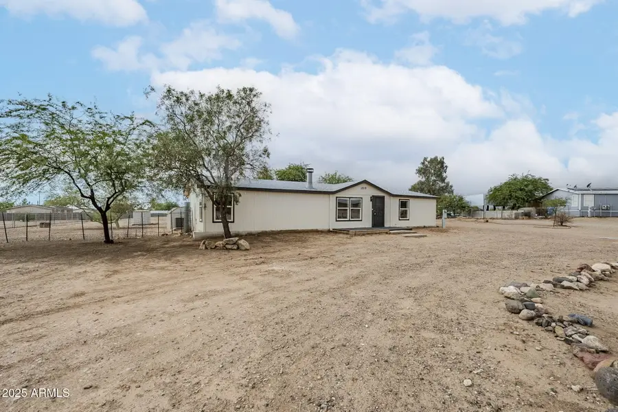 18119 W Peakview Road, Surprise, AZ 85387 - Image #2