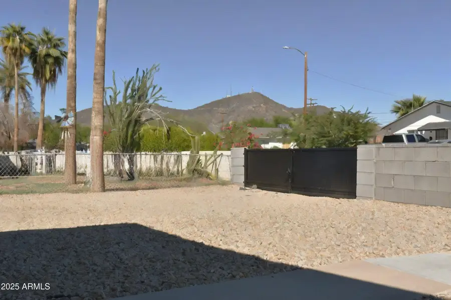 10014 N 18th Avenue, Phoenix, AZ 85021 - Image #2