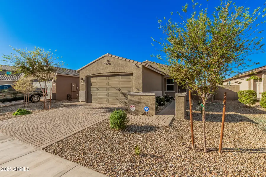 10736 W Chipman Road, Phoenix, AZ 85353 - Image #3