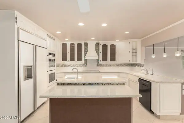 2145 E Ellis Drive, Tempe, AZ 85282