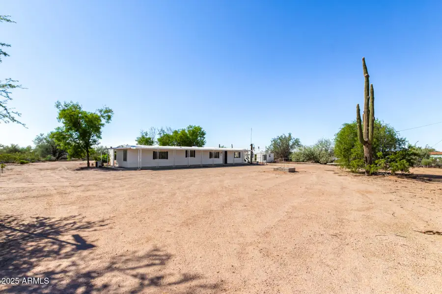 875 W Smoketree Street, Apache Junction, AZ 85120 - Image #3