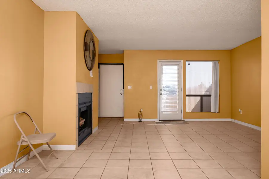 11640 N 51st Avenue #204, Glendale, AZ 85304 - Image #2