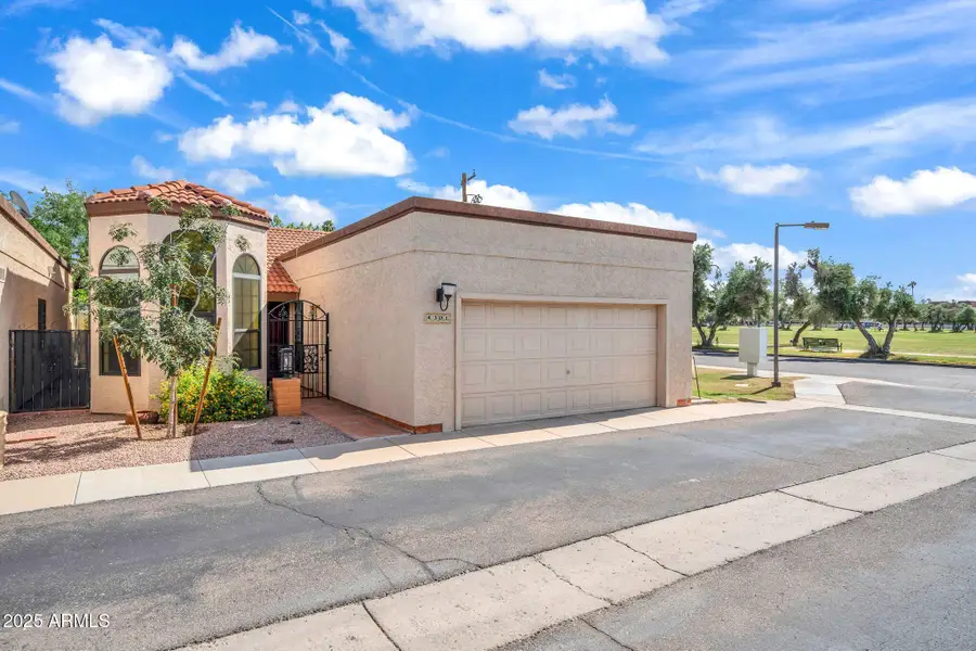 4301 N 29th Way, Phoenix, AZ 85016 - Image #2