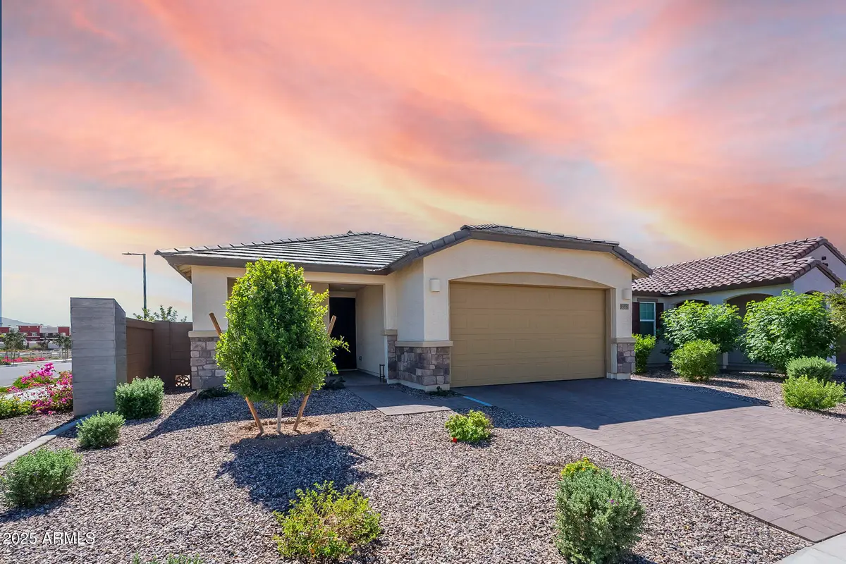 15551 W Kendall Street, Goodyear, AZ 85338 - Image #1