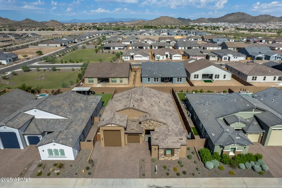 7694 W Desert Spoon Drive, Peoria, AZ 85383 - Image #1