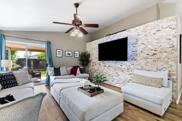 8525 E Carol Avenue, Mesa, AZ 85208