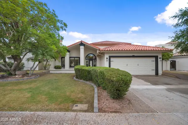 2036 E Catamaran Drive, Gilbert, AZ 85234