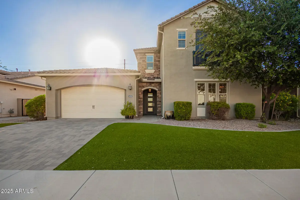 4318 S Redcliffe Drive, Gilbert, AZ 85297 - Image #1