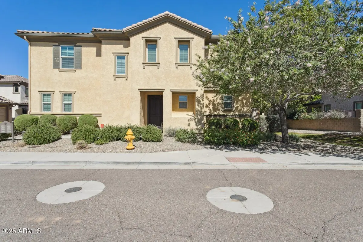 4654 E Tierra Buena Lane, Phoenix, AZ 85032 - Image #1