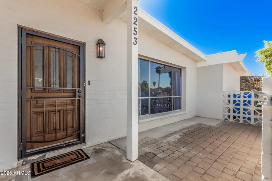 2253 E Bramble Avenue, Mesa, AZ 85204 - Image #3