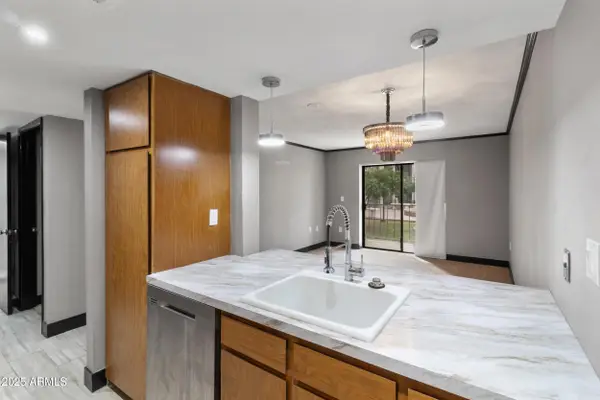 3033 E Devonshire Avenue #1016, Phoenix, AZ 85016