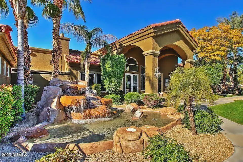 2929 W Yorkshire Drive #1040, Phoenix, AZ 85027 - Image #1