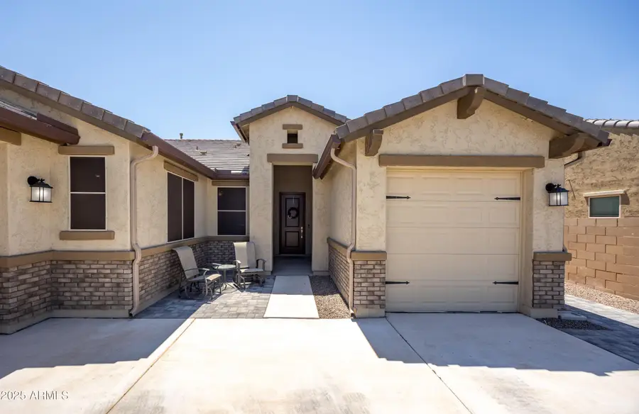 18493 W Hiddenview Drive, Goodyear, AZ 85338 - Image #2