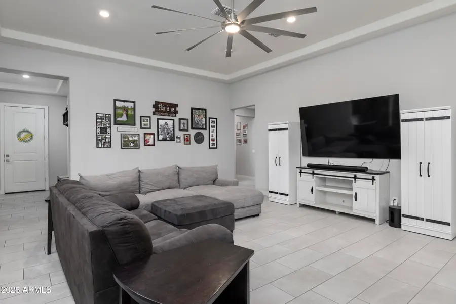 18493 W Hiddenview Drive, Goodyear, AZ 85338 - Image #3