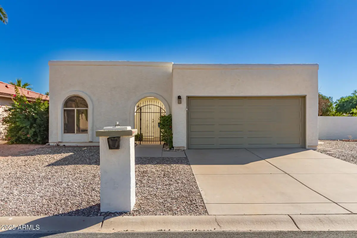 26621 S Shumaker Dr Drive, Sun Lakes, AZ 85248 - Image #1