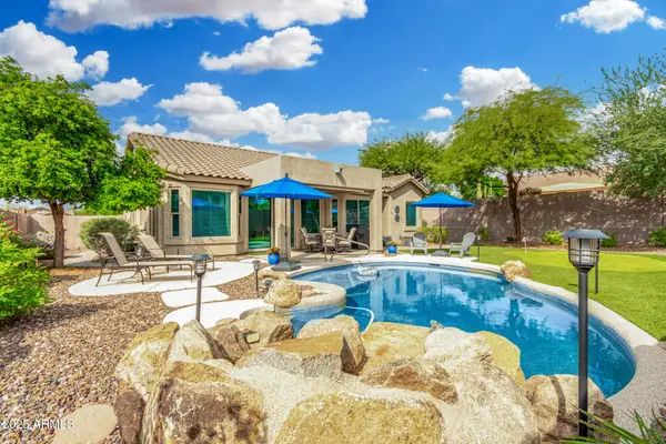 2847 N Rowen Circle, Mesa, AZ 85207