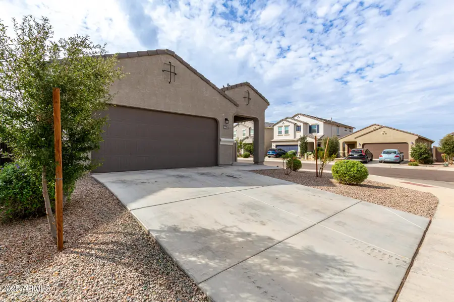36637 W Santa Barbara Avenue, Maricopa, AZ 85138 - Image #2