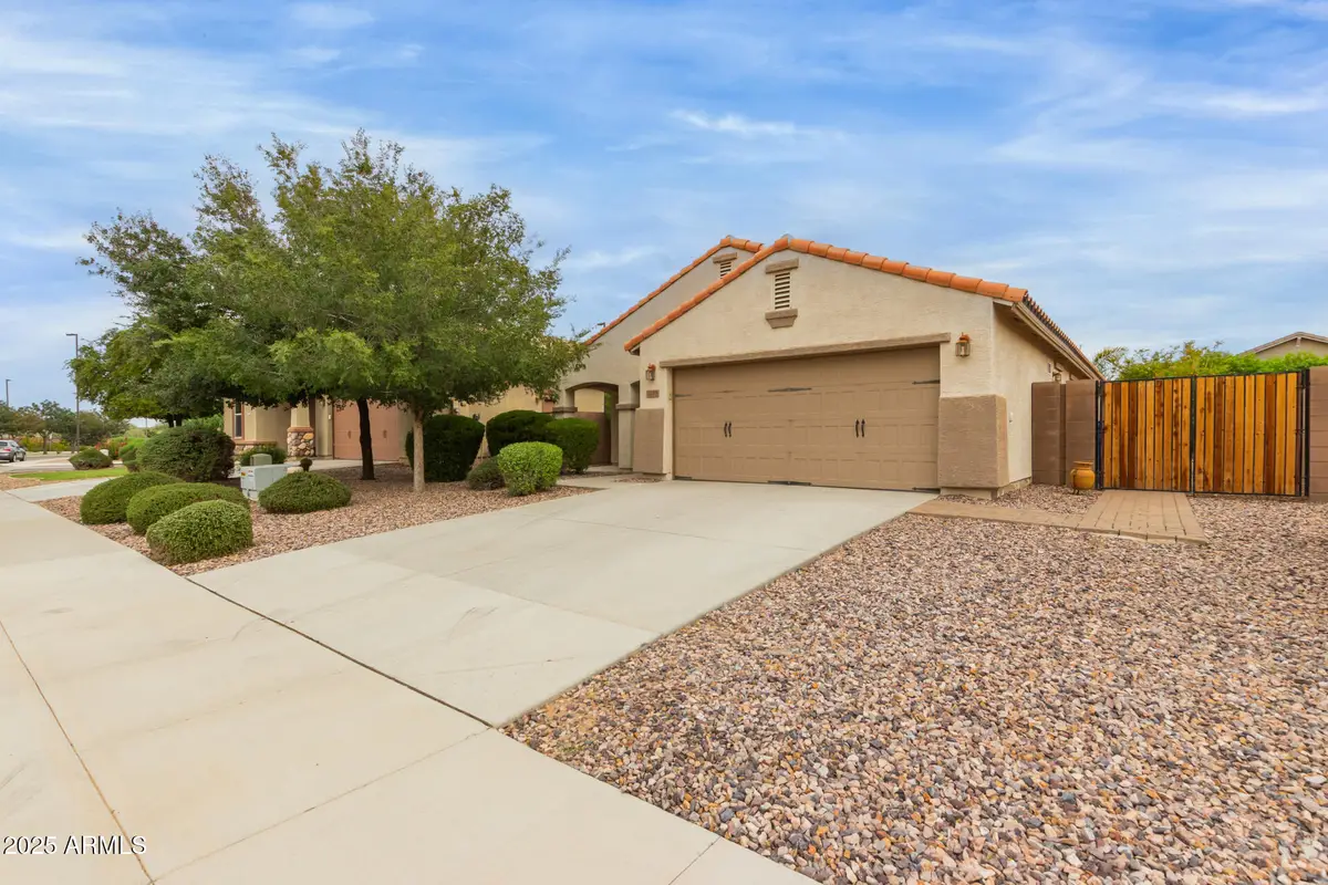 2215 E Everglade Lane, Gilbert, AZ 85298 - Image #1