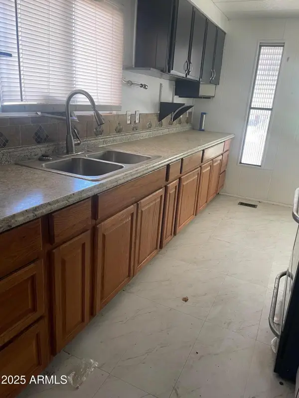 115 S 85th Street, Mesa, AZ 85208