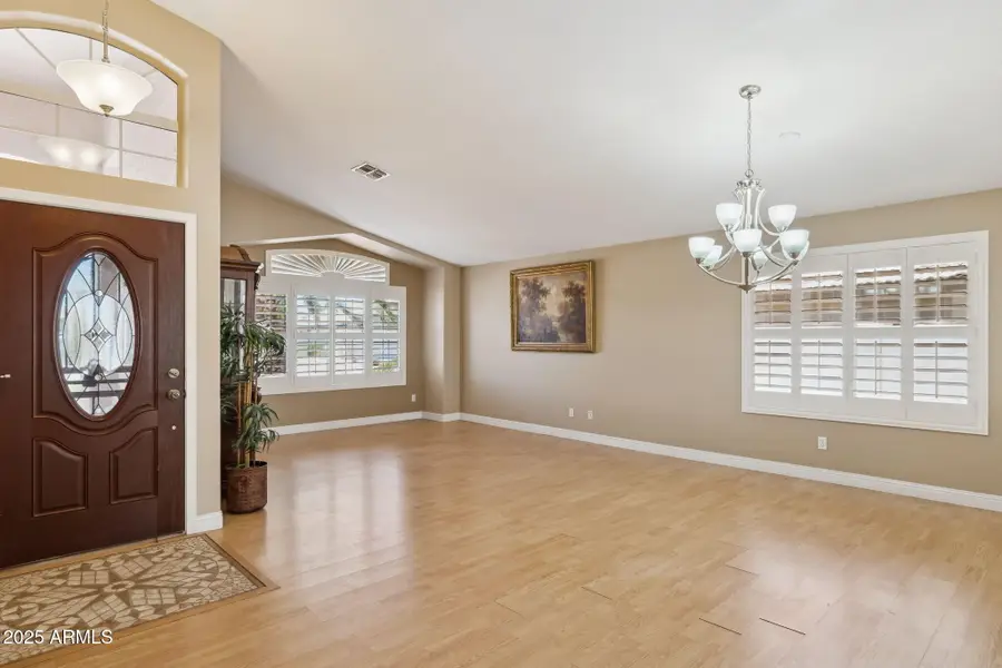 19927 N 108th Lane, Peoria, AZ 85373 - Image #2