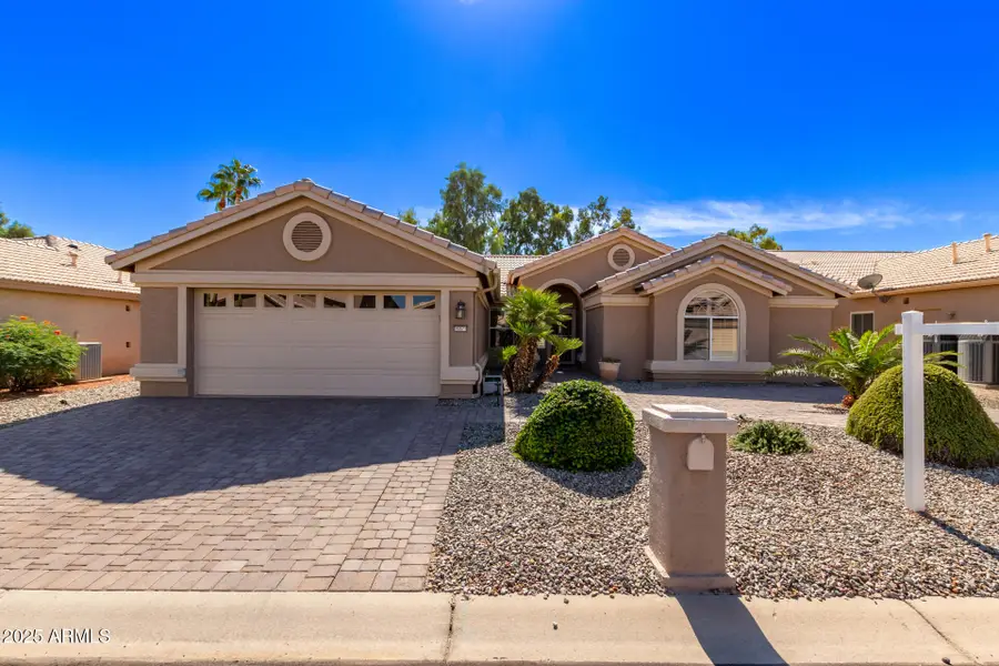 15671 W Piccadilly Road, Goodyear, AZ 85395 - Image #2