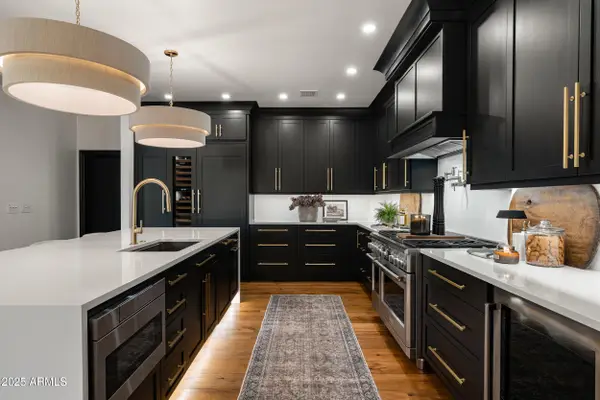 2466 S Pinyon Village Drive, Gold Canyon, AZ 85118