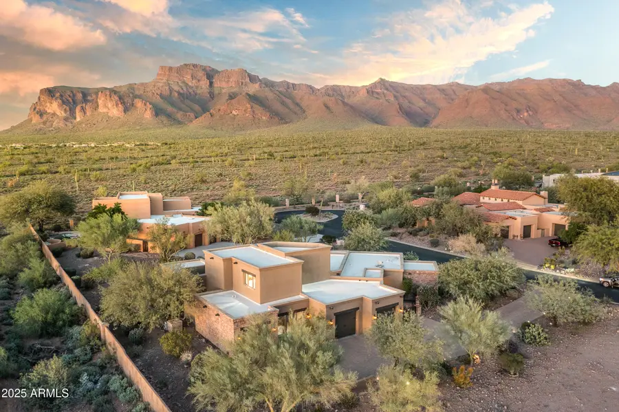 2466 S Pinyon Village Drive, Gold Canyon, AZ 85118 - Image #2