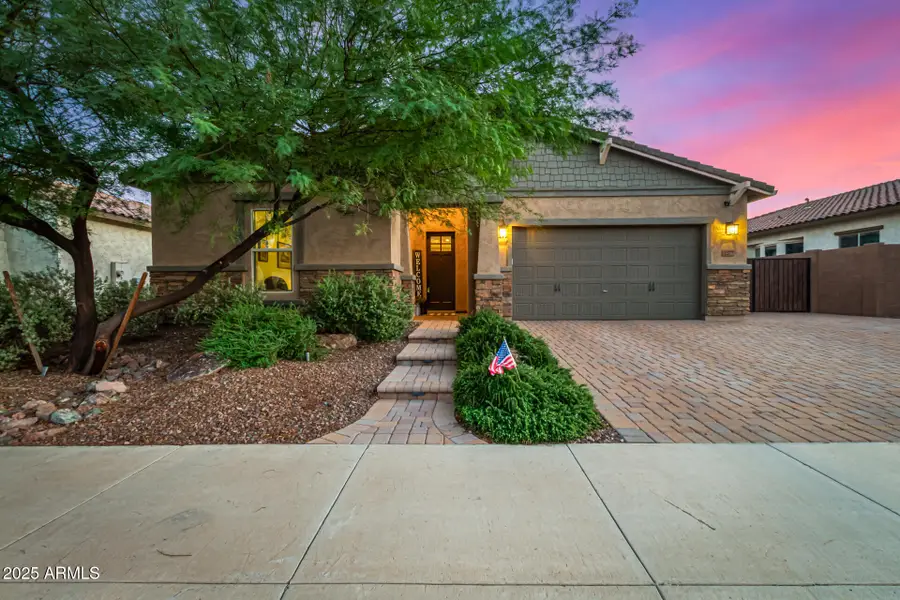 18377 W Elm Street, Goodyear, AZ 85395 - Image #2