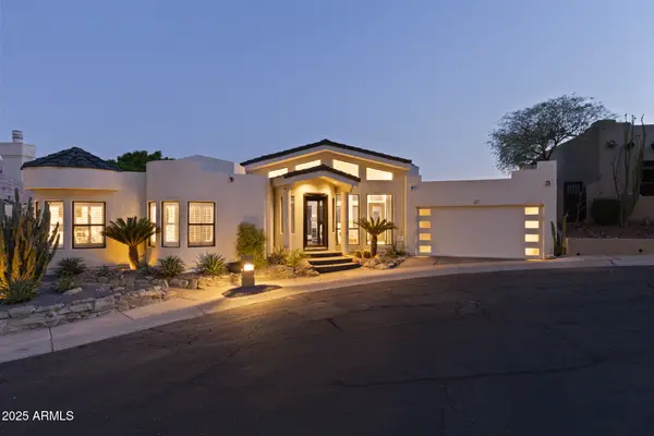 27 W Cochise Drive, Phoenix, AZ 85021