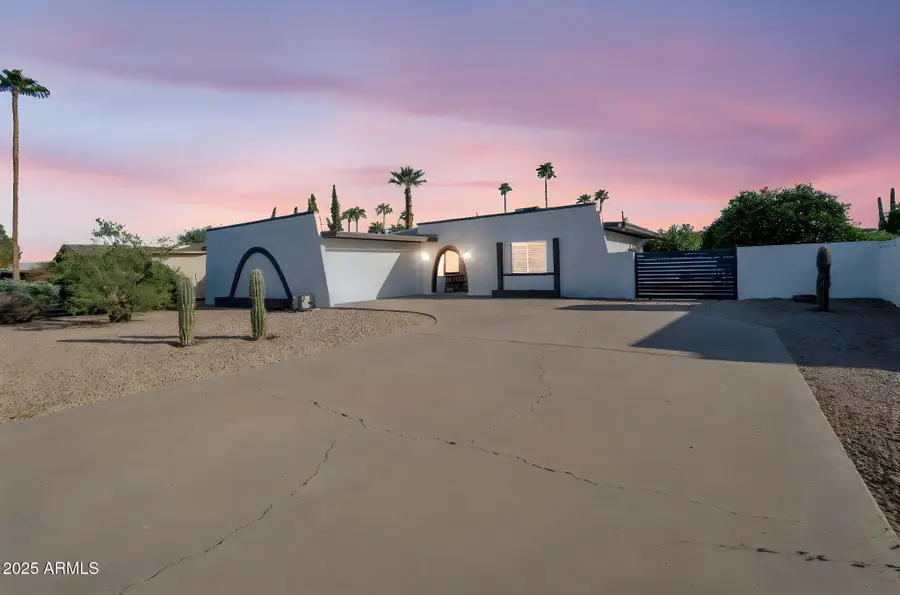 2301 E Enrose Street, Mesa, AZ 85213 - Image #2