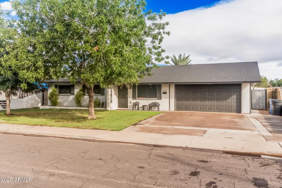 1064 E Dolphin Avenue, Mesa, AZ 85204 - Image #2