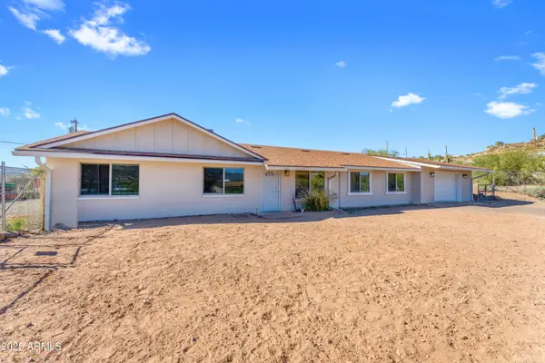 33300 S River Bend Road, Black Canyon City, AZ 85324