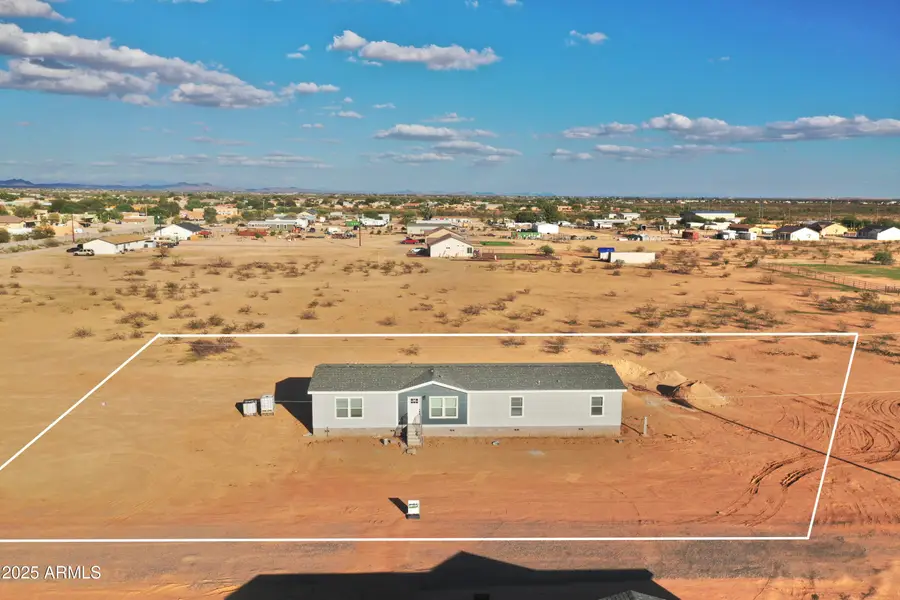 28425 N 250th Lane, Wittmann, AZ 85361 - Image #2