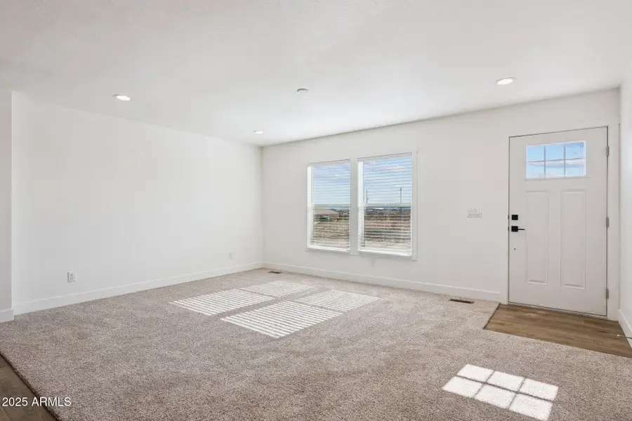 28428 N 250th Lane, Wittmann, AZ 85361 - Image #3