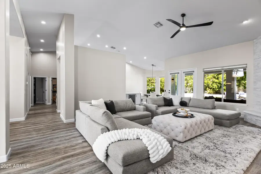 5512 E Saint John Road, Phoenix, AZ 85254 - Image #2