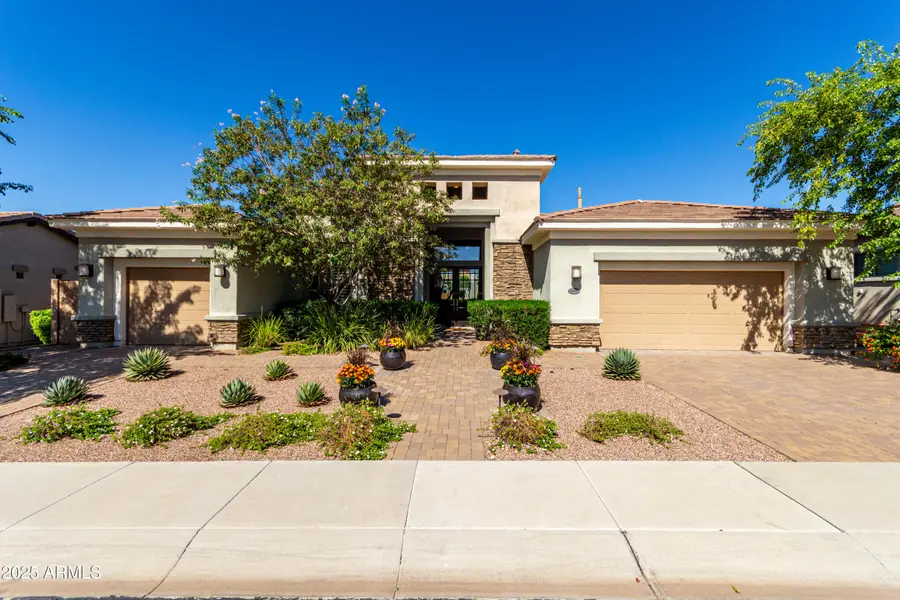 5430 E Las Piedras Way, Deer Valley, AZ 85331 - Image #2