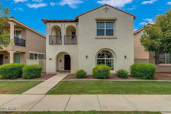 967 S Brewer Drive, Gilbert, AZ 85296