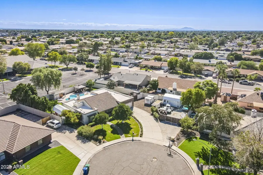 2217 N Hunt Circle, Mesa, AZ 85203 - Image #2