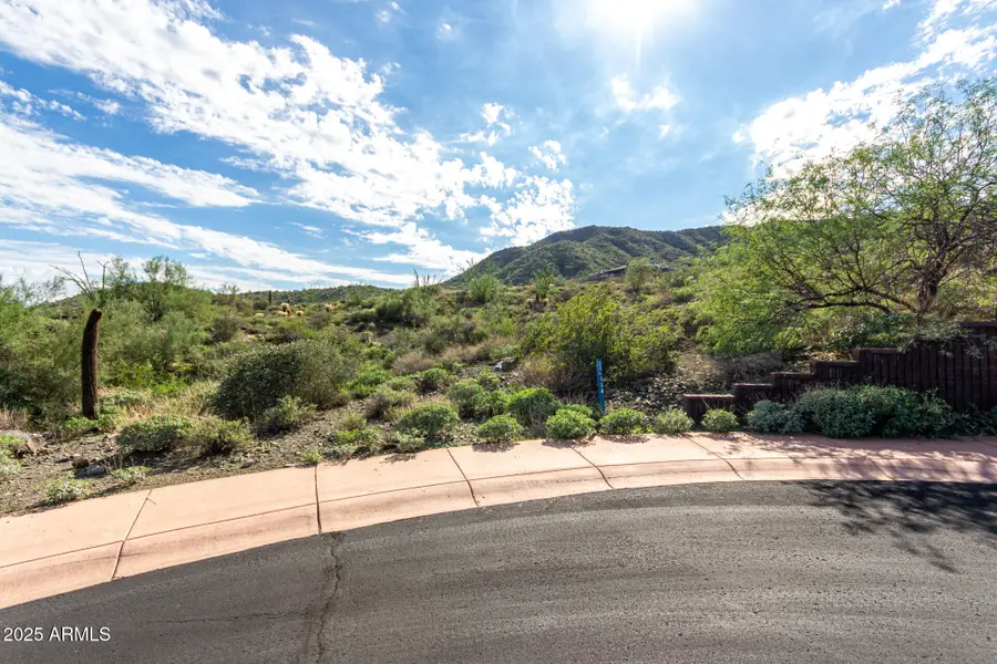 14235 E Lone Wolf Trail #114, Fountain Hills, AZ 85268 - Image #2