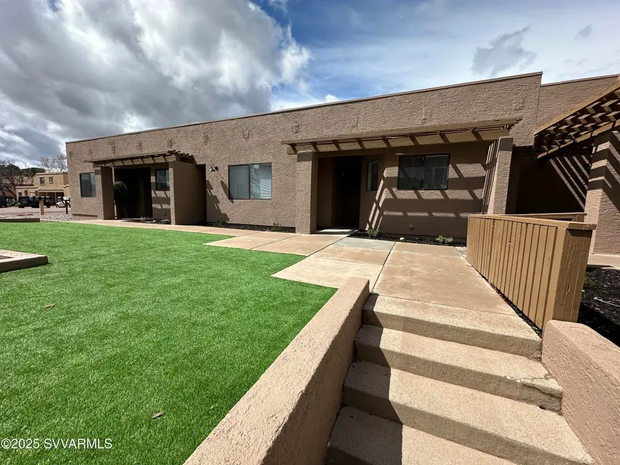 155 Sugarloaf Street, Village Of Oak Creek Big Park, AZ 86351 - Image #2