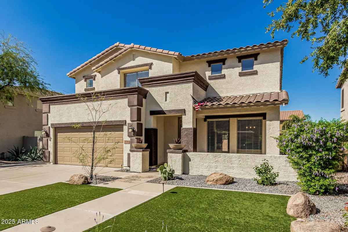 3686 E Meadowview Drive, Gilbert, AZ 85298 - Image #1
