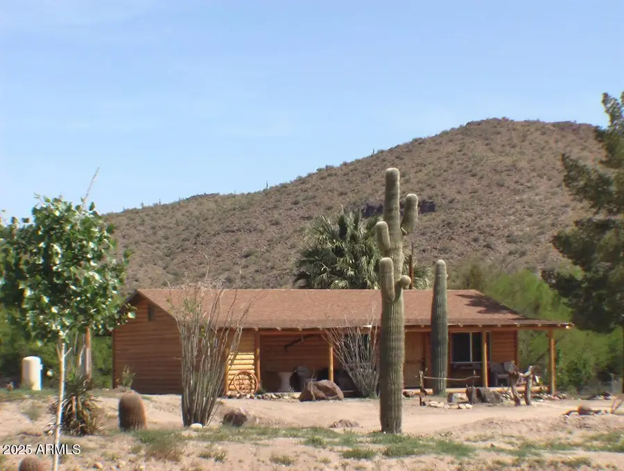 23624 S Signal Road, Wikieup, AZ 85360 - Image #3